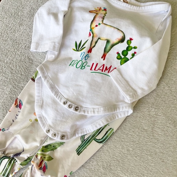 Baby 6-12 month matching Llama set - Picture 7 of 9